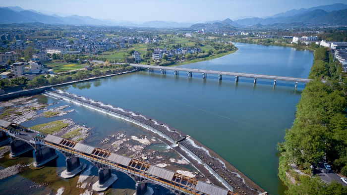 图为松古灌区午羊堰。