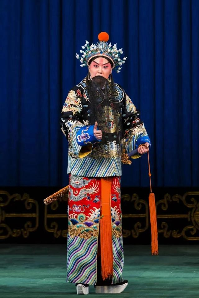 谭筱羽饰演薛平贵（马涛摄）