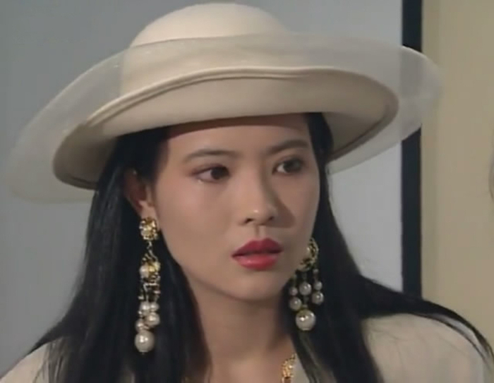 罗慧玲（蓝洁瑛 饰演）