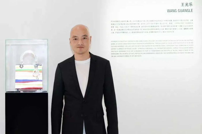 艺术家专访|王光乐:以独特的形式语言、极具理性且克制的表达对生命的哲思__财经头条