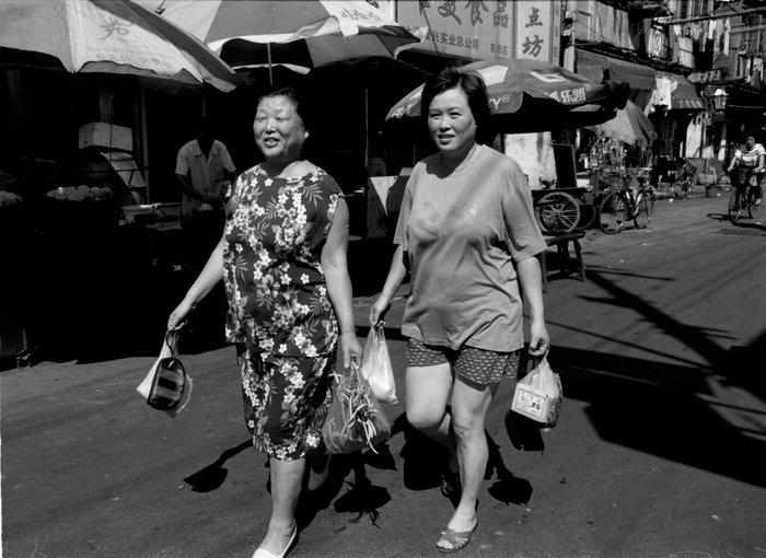 《马厂路》系列，2001-2003。陆杰 图