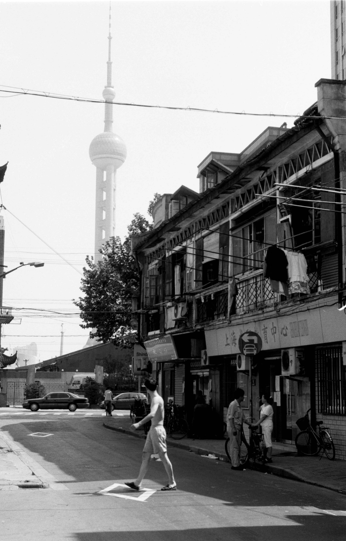 《马厂路》系列，2001-2003。陆杰 图