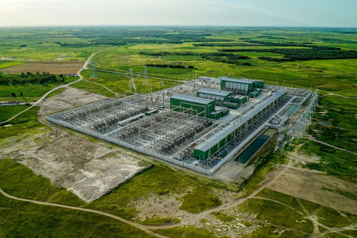 特高压扎鲁特换流站航拍。 孙海强 摄