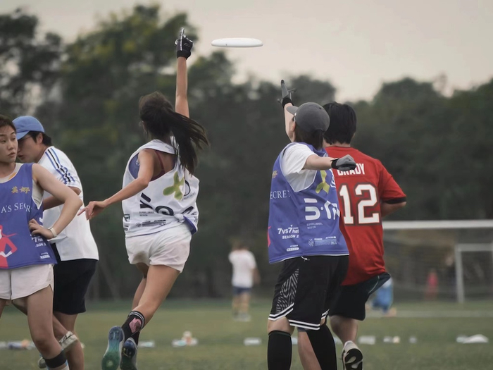 飞盘出圈，让更多人看到了飞盘的魅力。&nbsp; &nbsp; &nbsp; &nbsp;郭騂 图