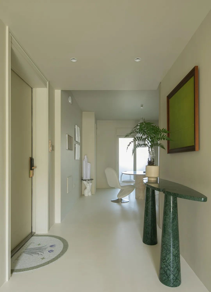 医用床头柜什么材质136㎡精装三恒住宅微改，自然生机、中性极简，我竟然羡慕一个男生独居的家_https://www.jmylbn.com_新闻资讯_第25张