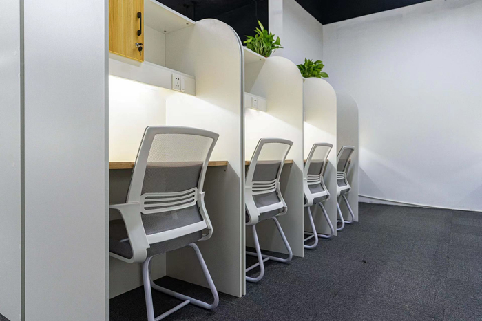 　胡东经营的付费自习室。