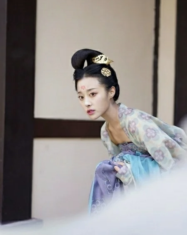 演员王艺洁举行婚礼,因出演《知否》出名,曾与赵丽颖倪妮搭档合作