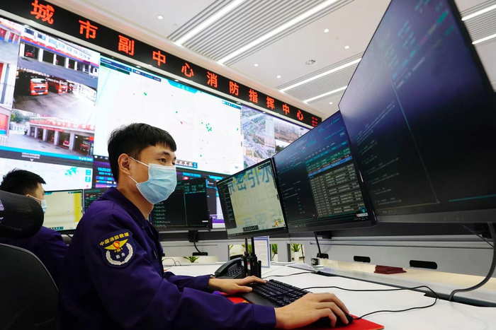 接警调度区负责接警任务。新京报记者 王飞 摄