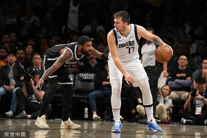 欧文防守东契奇。