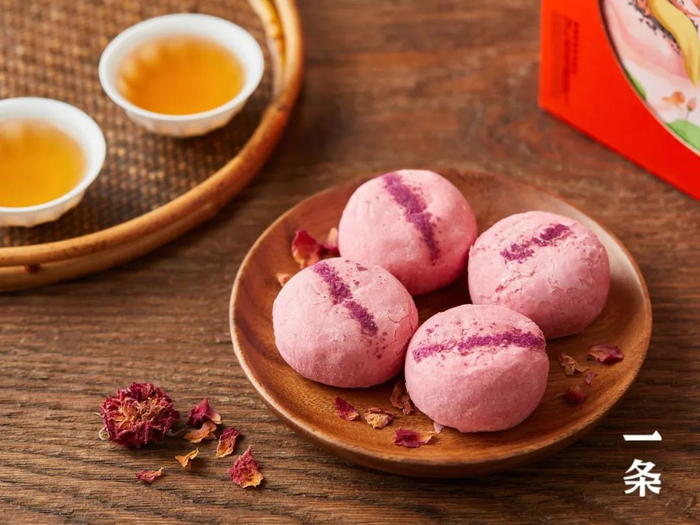 《舌尖3》里的百年老店,新出了鲜花饼,非遗古法手作__财经头条