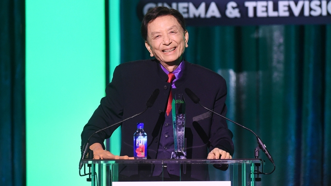 吴汉章获亚太影视庆典大会的最高奖项偶像大奖