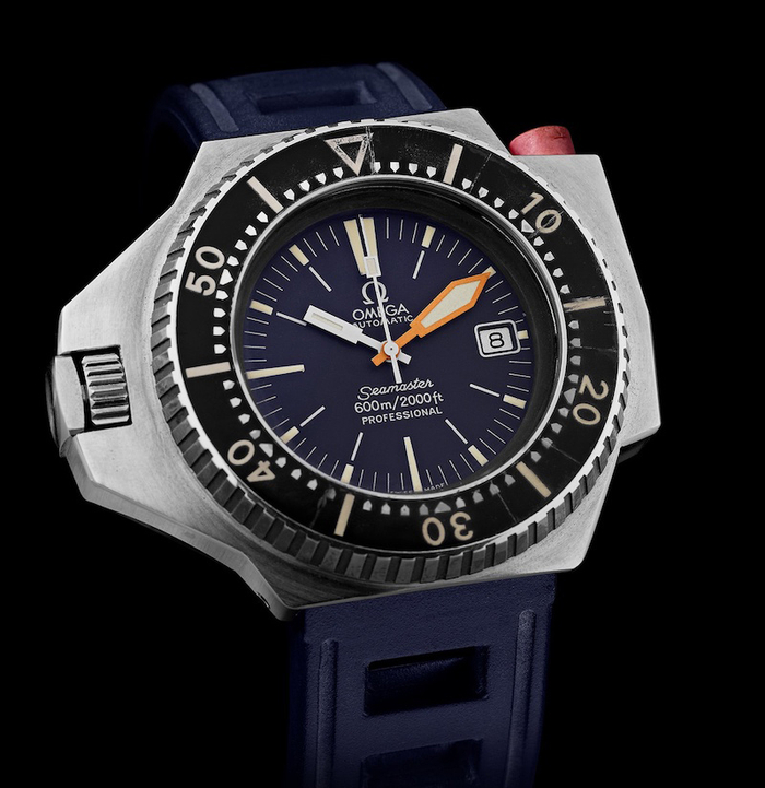 1970年，欧米茄海马系列600米 Ploprof潜水表面世。