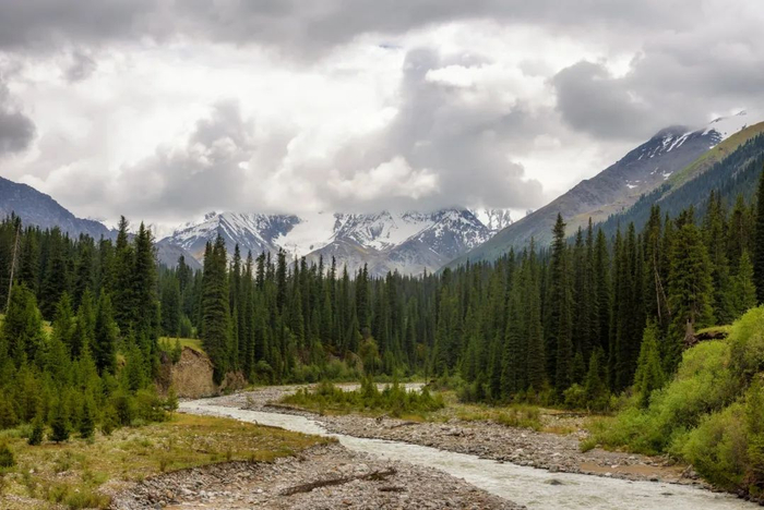 新疆夏塔古道，左宗棠从这里进入中亚地区（图源/图虫创意）
