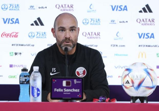 　卡塔尔男足主教练桑切斯 新华社