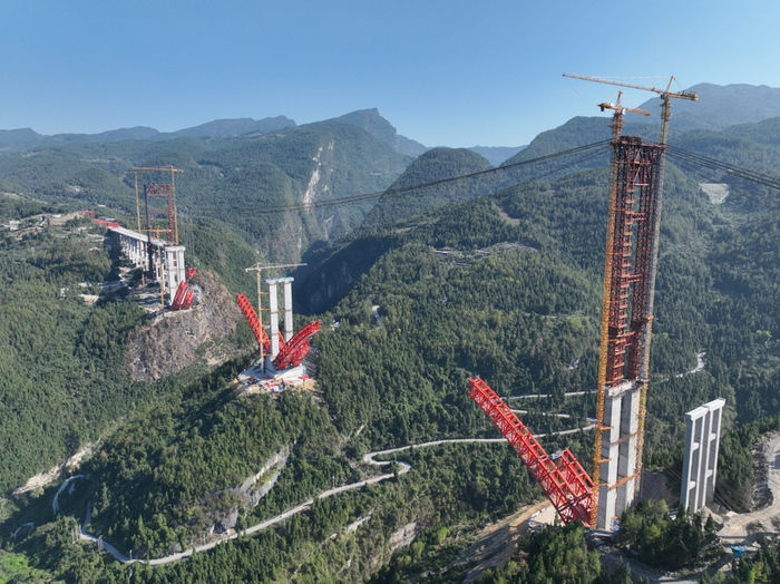 建设中的双堡特大桥。重庆高速集团供图