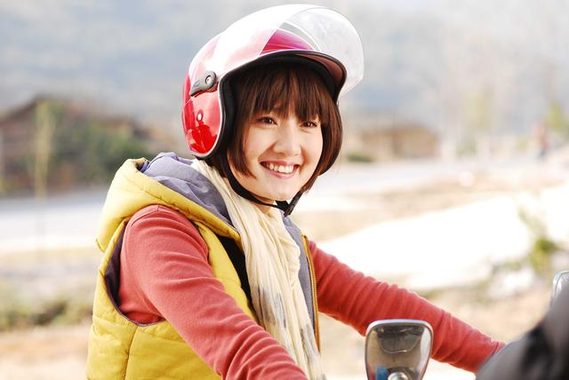 "玻璃美人"蒋小涵:嫁圈外老公,36岁才做妈妈,完美的贤妻良母|蒋小涵