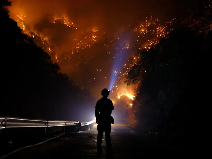 火场上的安全员