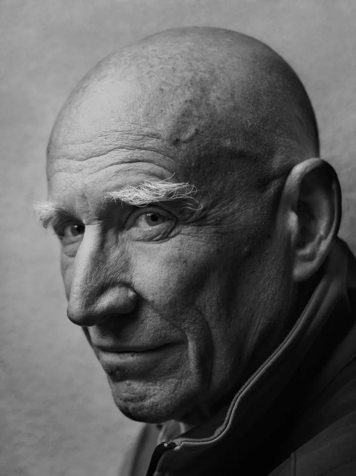 塞巴斯蒂昂·萨尔加多，《Face to Face面对面》系列之一。钟维兴作品。成都当代影像馆收藏