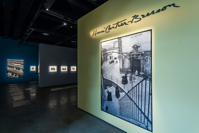 亨利·卡蒂埃-布列松《欧洲，目光所及》展览现场， 2021