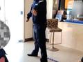 老人误以为钱财被偷,步行三公里找民警求助