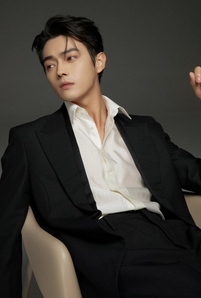 正因为经历过刚出道时的各种问题，许凯说，他现在遇到新人演员时，都很想帮助对方。  受访者供图