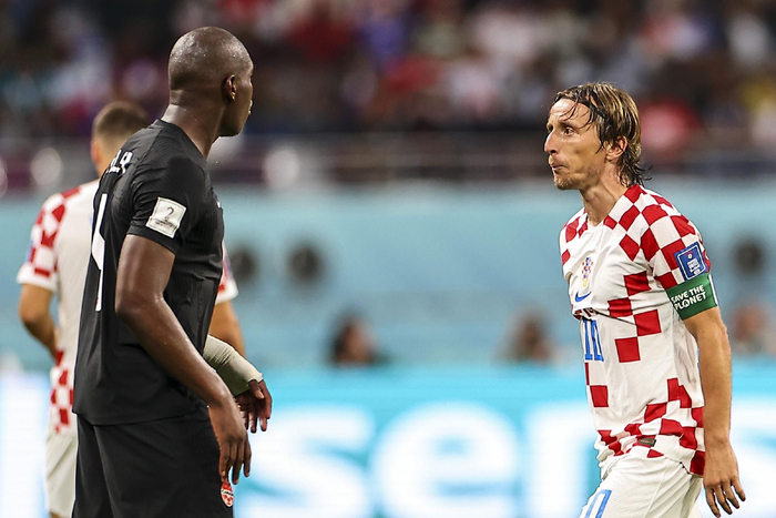 在老大哥莫德里奇等人的策应下，克拉马里奇成为球队制胜的“尖刀”。  图/新华社