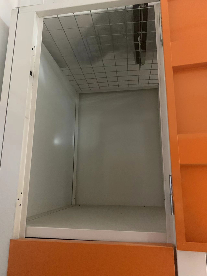 “迷你仓”内部