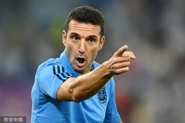 　斯卡洛尼终于体会到了世界杯的残酷。