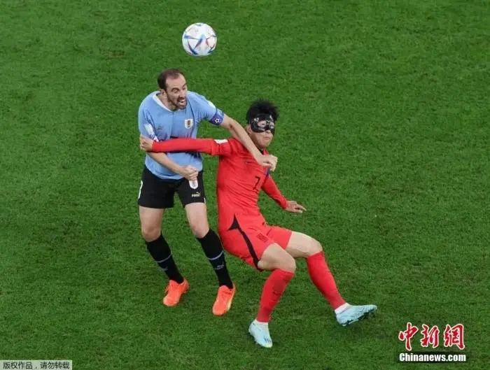 　图为孙兴慜在比赛中