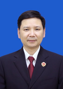 河南省信阳市平桥区人民检察院党组书记、检察长　袁永明