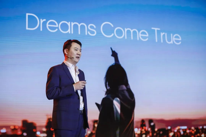 ▲大乘汽车董事长、原众泰汽车董事长吴建中之子吴潇