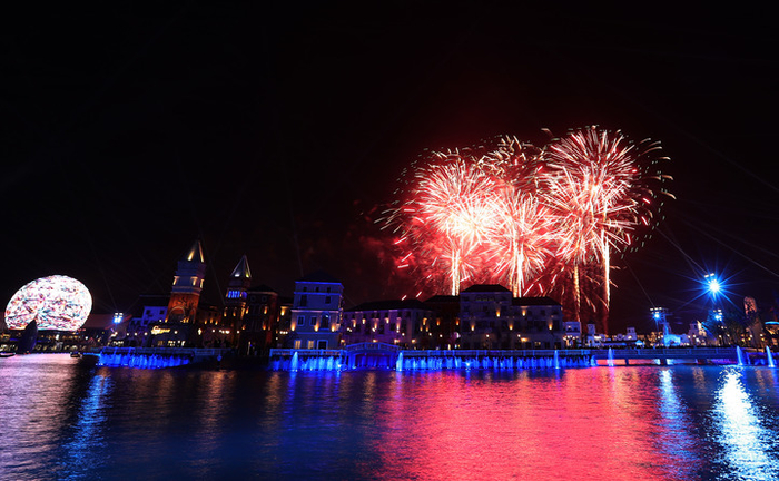 　　12月5日，利雅得的烟花表演。新华社记者王东震摄