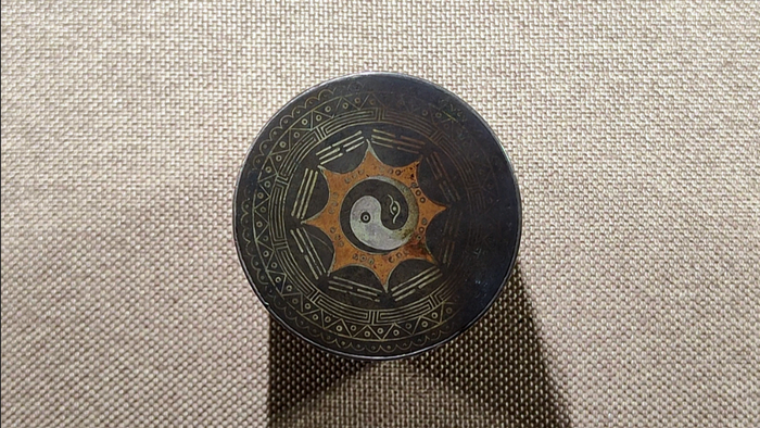 铜艺双绝之乌铜走银——述尽石屏匠人拳拳之心|李师傅|工匠|师傅|工艺|深深_新浪新闻