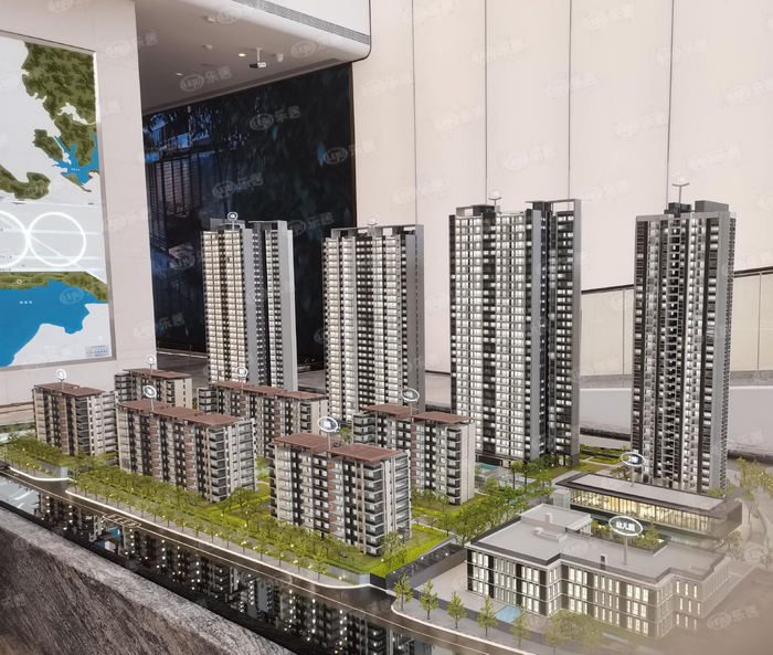 实探越秀双盘！遍地10万+的宝中，竟能8字头买四房？|深圳市|广东省|越秀地产|宝安|深圳_新浪新闻