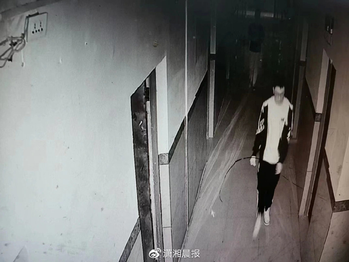 最后出现在监控中的胡鑫宇