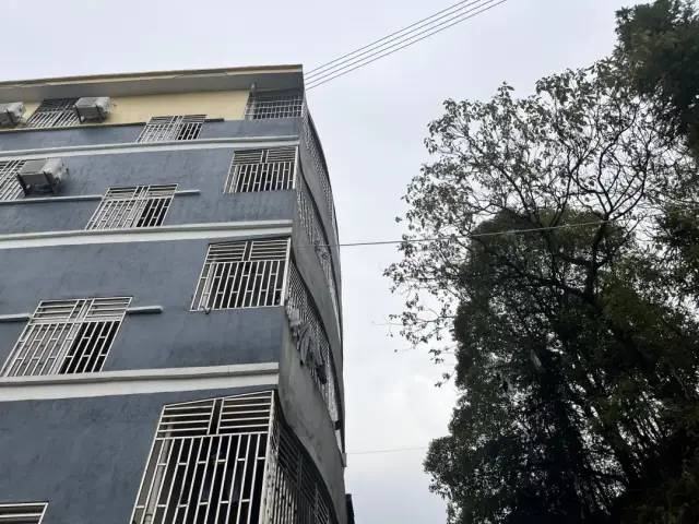 △ 宿舍阳台面貌