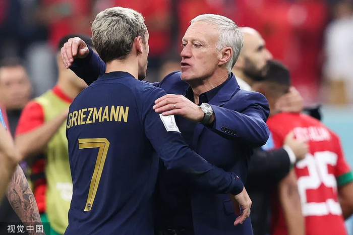 德尚是格里兹曼的恩师。