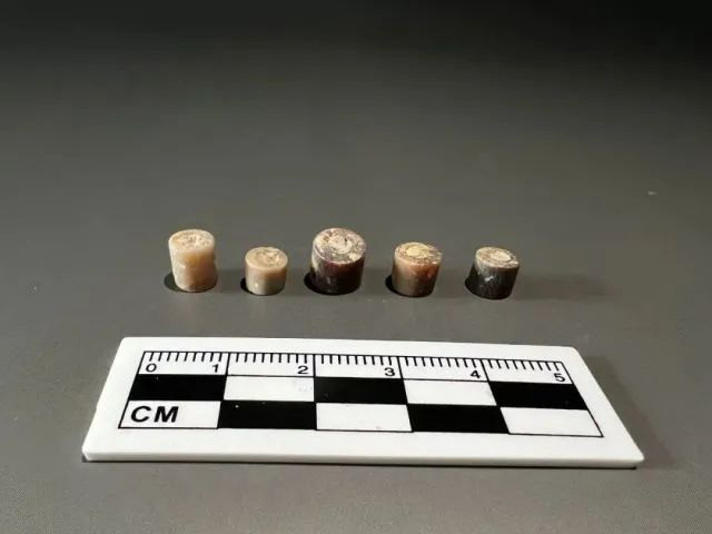 M24、M25出土玉珠