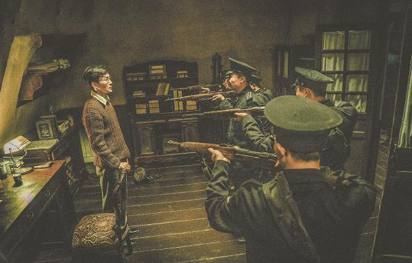             《破晓东方》剧照          