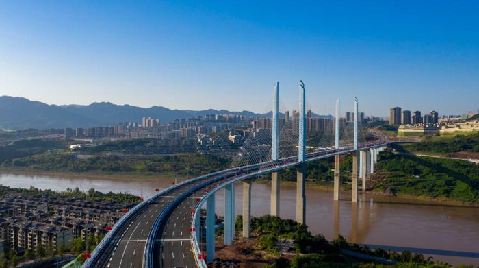 ▲已通车的蔡家嘉陵江大桥/图源秦廷富