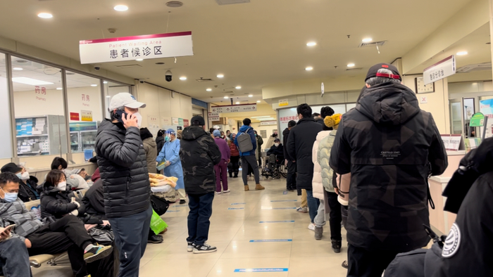 &nbsp; 北京朝阳医院患者候诊区&nbsp;图/受访者提供