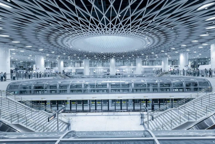 △深圳地铁走得更稳。（图源：图虫创意）