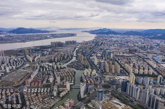 2020年1月28日，浙江温州，瓯江入海口。人民视觉 资料图