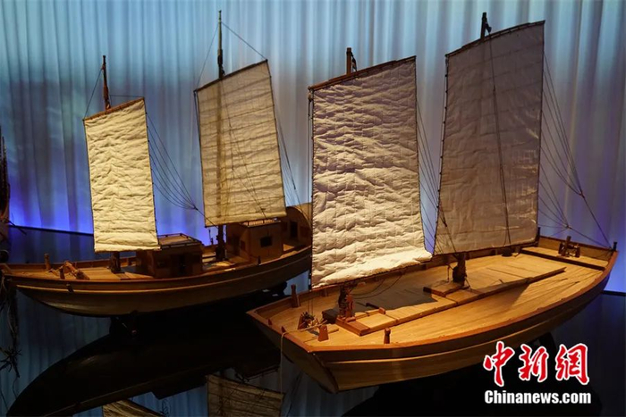 展出的新安船模型。刘旭 摄