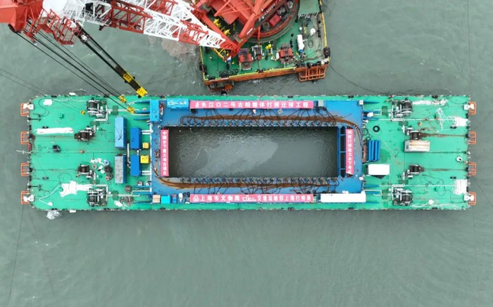 古船遗址水域打捞现场