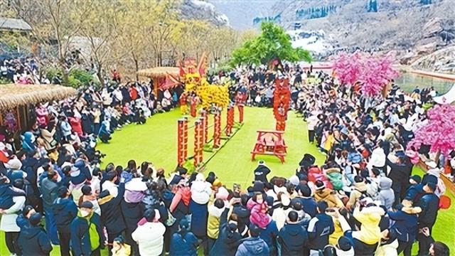 新乡宝泉景区民俗表演