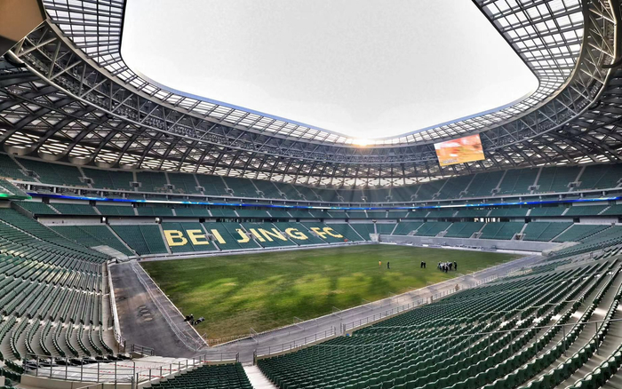 北京工人体育场改造复建项目足球场主体完成工程建设任务。新京报记者 陶冉 摄