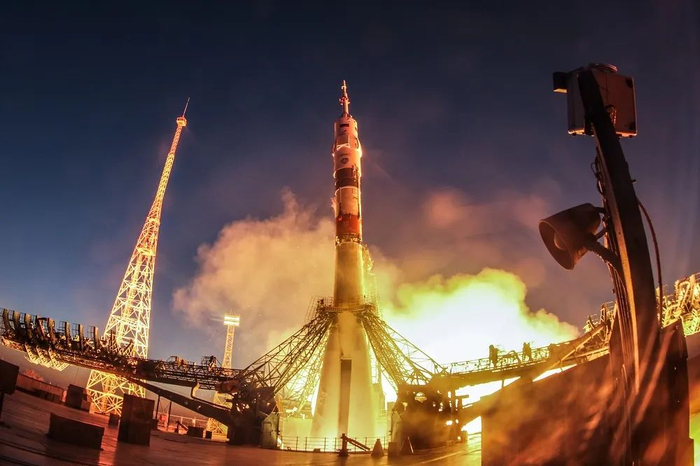 当地时间2022年9月21日，搭载“联盟MS-22”飞船的“联盟-2.1a”火箭升空。图片来源：视觉中国