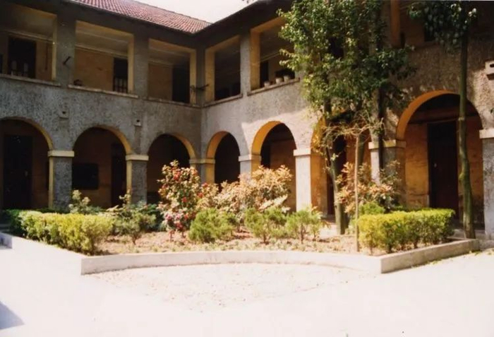 圣玛利亚女中的校舍系西班牙建筑风格