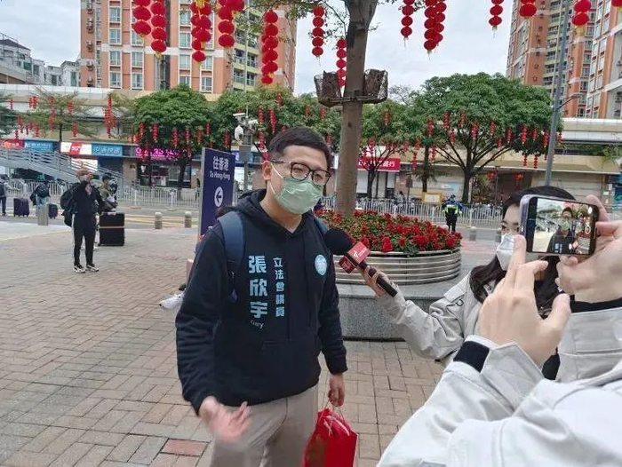  张欣宇议员是一名“85后”，此番通关是为了更好地履职